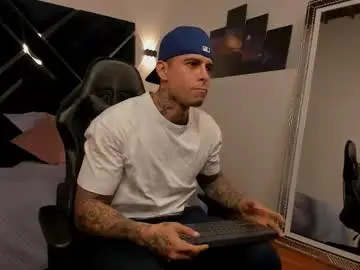 Chaturbate Private Sex Chat of mateo_dilucajs1