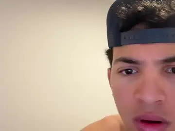 Chaturbate Watch Live Sex Cams of sbouchikh03