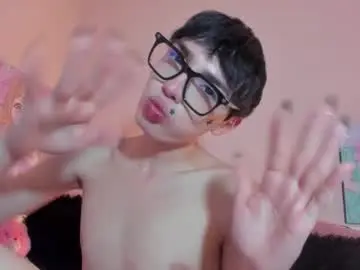 Chaturbate Adult Webcam of strawberry_kitty_