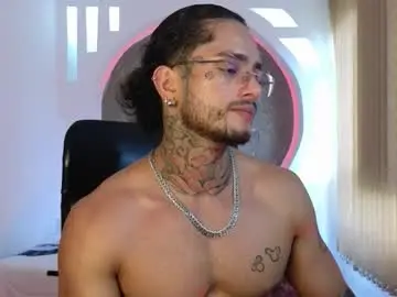 Chaturbate Live Sex of alanrodgers2_0