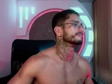 Chaturbate Sex Cam of alanrodgers2_0