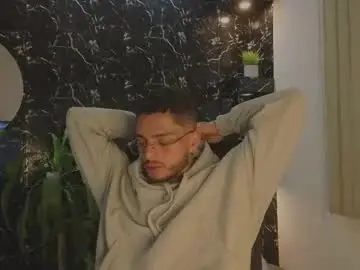 Chaturbate Private Sex Chat of alanrodgers2_0