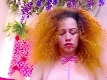 Chaturbate Live Sex Cam of blonde_squirt_