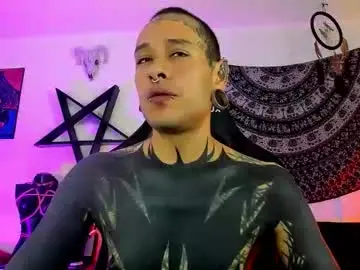 Chaturbate Live Sex of ink_u_buzz