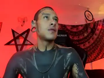 Chaturbate Free Porn Cam of ink_u_buzz