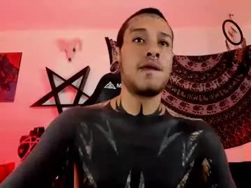 ink_u_buzz from chaturbate