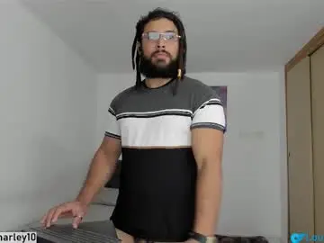 Chaturbate Best live sex cam show of louis_marley_