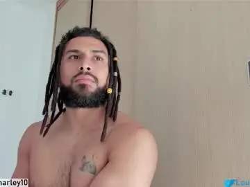 Chaturbate Live Sex Cam of louis_marley_