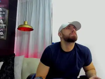 maximo_wolf1 from chaturbate