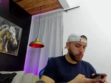 Chaturbate Free Live Porn of maximo_wolf1