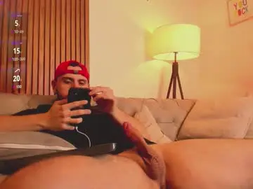 Chaturbate Sex Cam of maximo_wolf1