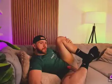 Chaturbate Live Sex Cam of maximo_wolf1