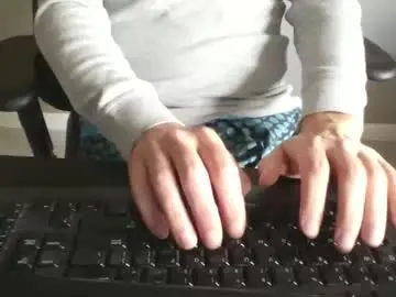 Chaturbate Free Porn Cam of milwaukeebadger24