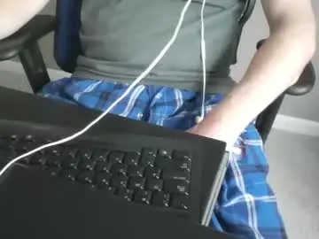 Chaturbate Free Porn Cam of milwaukeebadger24