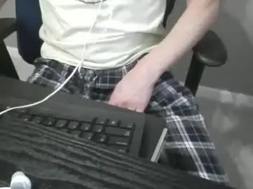 Chaturbate Live Sex Cam of milwaukeebadger24