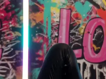 Chaturbate Sex Cam of vanessa_love