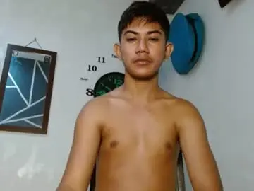 Chaturbate Nude Webcam of asiancockhero22