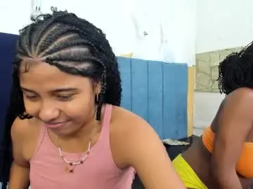 Chaturbate Sex Cam of zeynep_20_