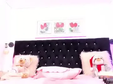 coralinejoness from chaturbate