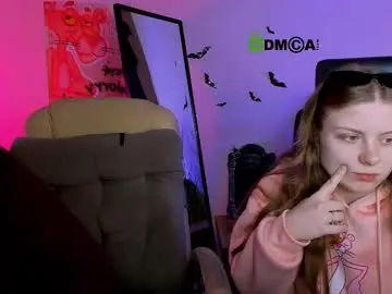 Chaturbate Live Sex Cam of foxy_tease_