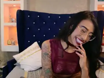 Chaturbate Sex Chat of madele_hills