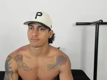 ryanwhite3 from chaturbate