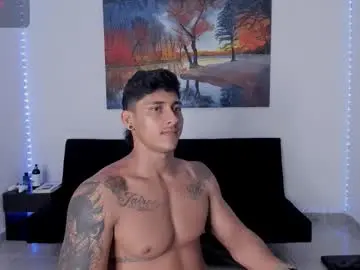 Chaturbate Nude Webcam of ryanwhite3