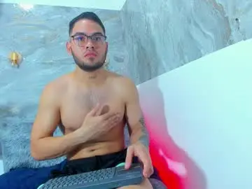 Chaturbate Live Sex of taylorwithtayler