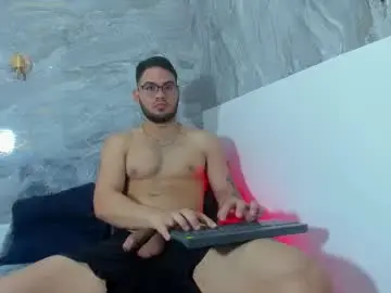 Chaturbate Private Sex Chat of taylorwithtayler