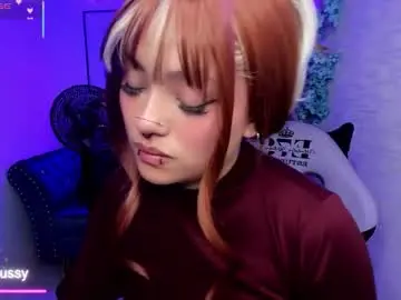 Chaturbate Watch Live Sex Cams of theia_moon_