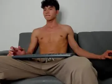 Chaturbate Watch Live Sex Cams of yizus_bonz