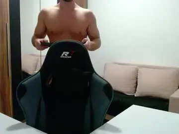 Chaturbate Live Porn of darius_94