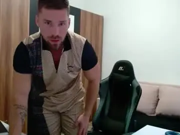 Chaturbate Best live sex cam show of darius_94