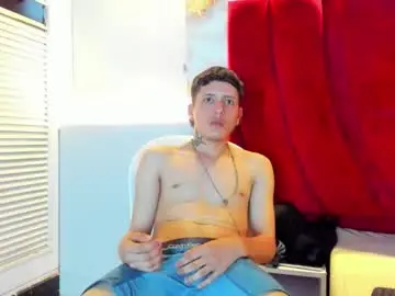 Chaturbate Best live sex cam show of esteban_2102
