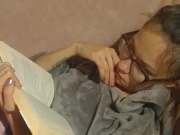 Chaturbate Sex Chat of flowercandydoll13