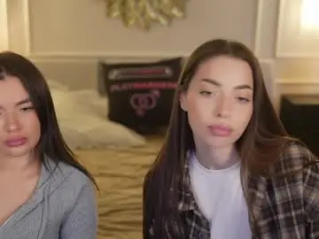 Chaturbate Adult Webcams of kira0541