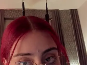 Chaturbate Live Sex Cam of _selene_red