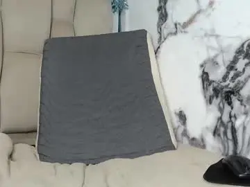 Chaturbate Live Sex Cam of amy_swann