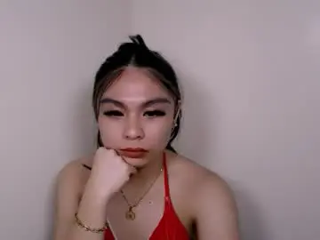 Chaturbate Watch Live Sex Cams of hollyaki69