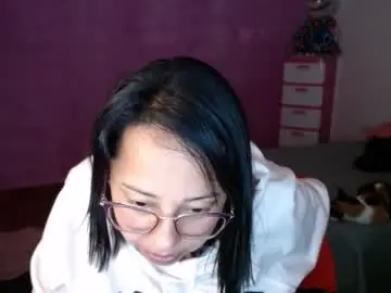 Chaturbate Nude Webcam of lumi_84