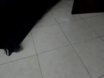 Chaturbate Live Sex Cam of skyyandsmith