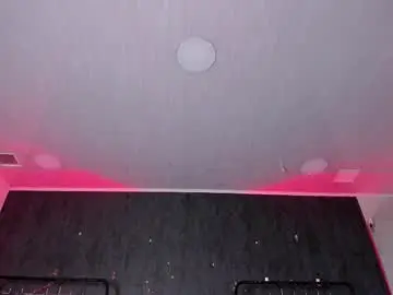 Chaturbate Live Sex of carolinaarias_