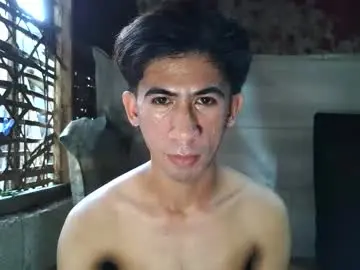 Chaturbate Live Porn of hairyhugecock_22