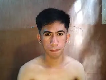 hairyhugecock_22 from chaturbate