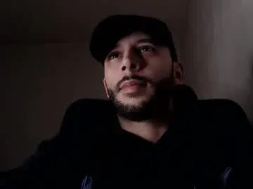 Chaturbate Live Porn of henryaxe