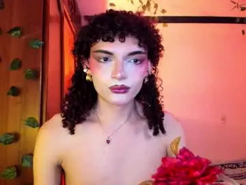 Chaturbate Free Porn Cam of lucianromeo17