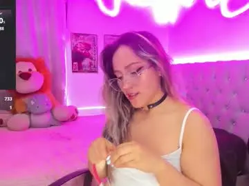 Chaturbate Live Sex Cam of lucylane_