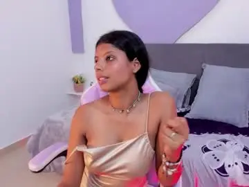 Chaturbate Sex Chat of naugthy_brunette_