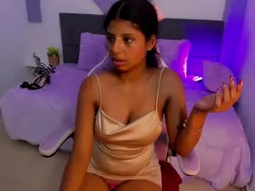 Chaturbate Sex Cam of naugthy_brunette_