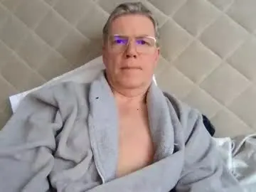 Chaturbate Free Live Porn of 1bicuriousbull